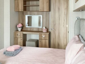 2 bedrooms, free WiFi