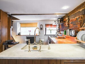 Private kitchen - 1 bedroom accommodation in Bosbury (Bosbury)