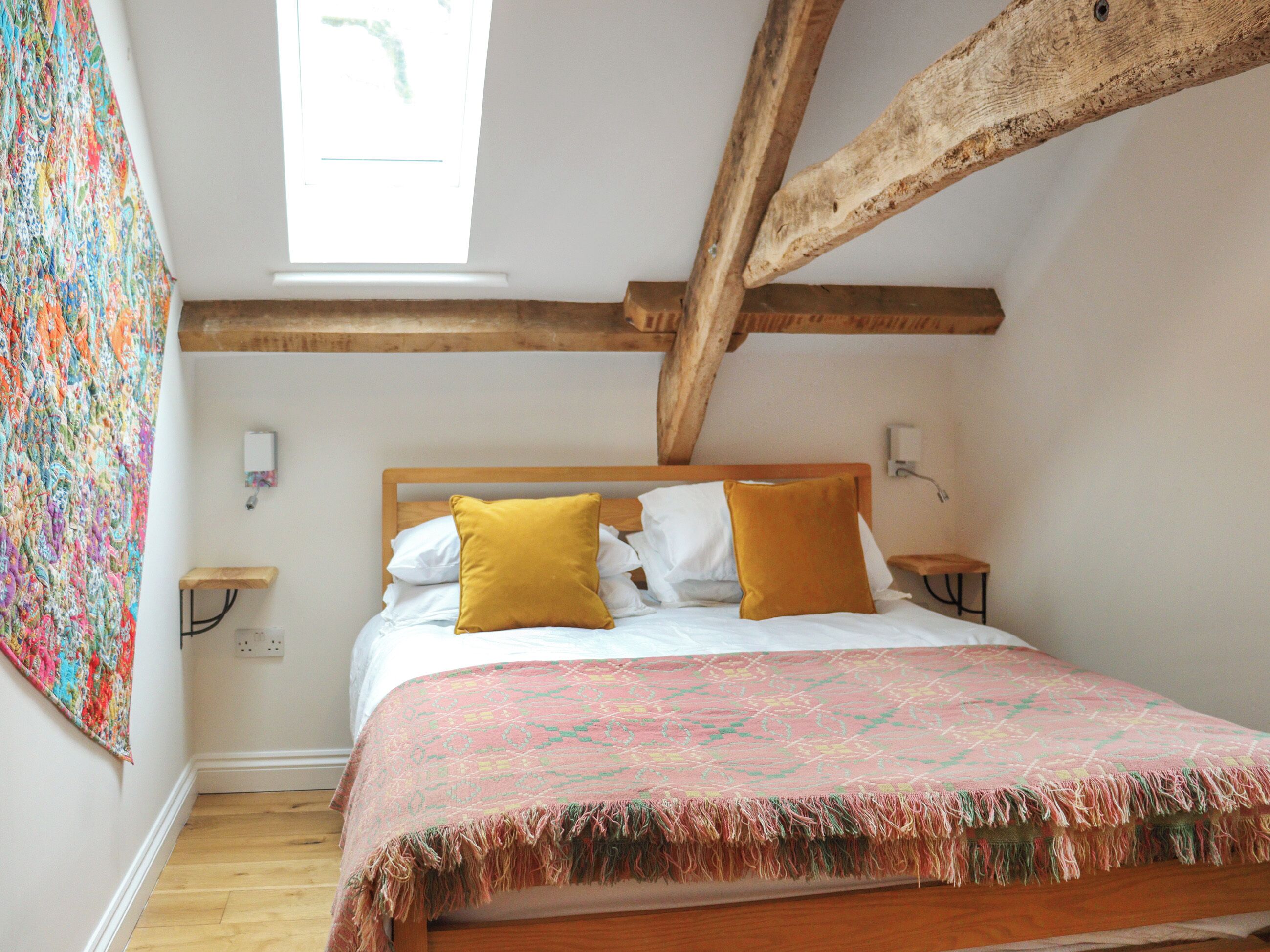 2 bedrooms, free WiFi, bed sheets