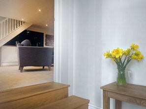 Interior - Pet friendly one-bedroom annex, perfect for couples or two friends. (Armathwaite)