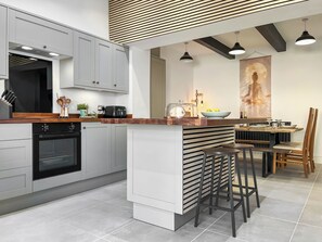 Dishwasher, highchair - 3 bedroom accommodation in Hoscar, Ormskirk, near Southport (Lathom, Near Southport)