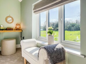 Living area - 3 bedroom accommodation in Hoscar, Ormskirk, near Southport (Lathom, Near Southport)