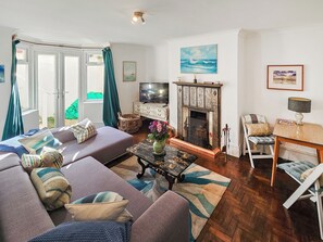 TV, fireplace - A very large, bright apartment with a lovely homely feel by the fire. (Ramsgate)