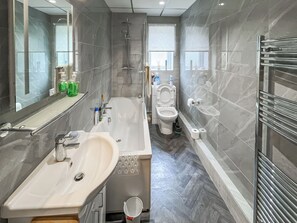 Towels - 3 bedroom accommodation in Ramsgate (Ramsgate)
