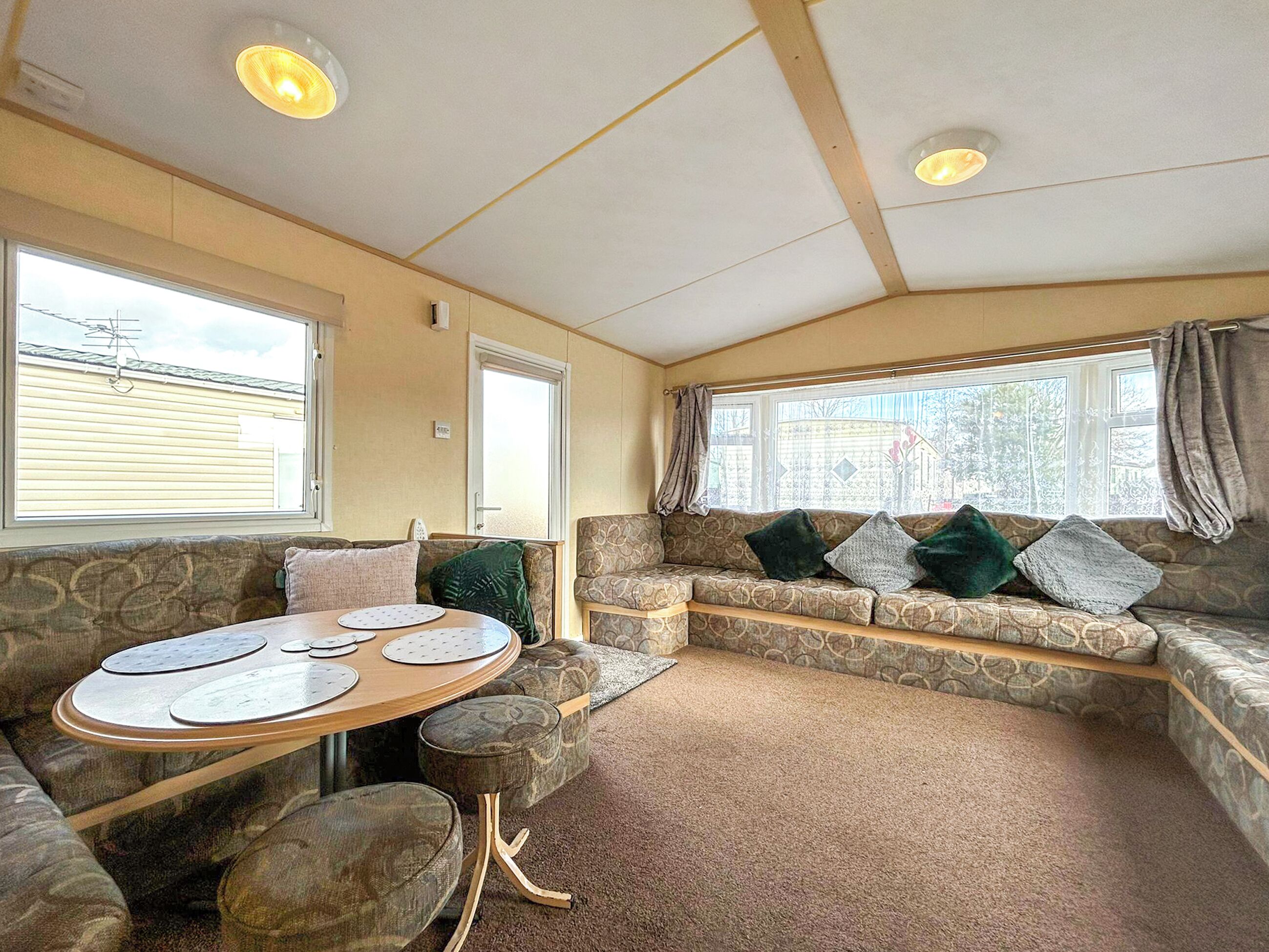 3 Bedroom Accommodation In Dundee - Forfar