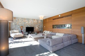 TV - Villa Thermaia, Divine Sea Views, Private Infinity Pool, Furnished Terrace,. (Crete)