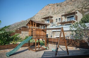 Children’s area - Villa Altairia, Divine Sea Views, Private Infinity Pool, Furnished Terrace,. (Crete)
