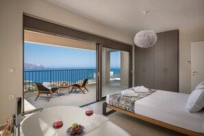 5 bedrooms, in-room safe, iron/ironing board, travel cot - Villa Almyra, Divine Sea Views, Private Infinity Pool, Furnished Terrace,. (Crete)