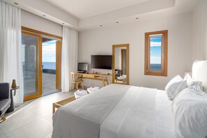 9 bedrooms, in-room safe, iron/ironing board, travel cot - Seafront Villa Solaryth, Divine Sea Views, Private Pool, Furnished Terrace,. (Crete)