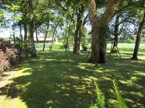 Property grounds - House for 10 people in the countryside. (Léon)