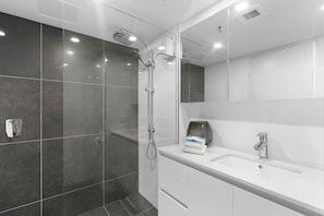 Hair dryer - Beach Haven Getaway Broadbeach - WiFi, Parking (Broadbeach)