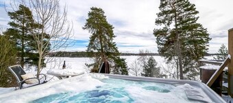 Waterfront Spa Retreat with Hot Tub