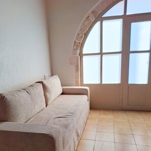 Fernseher, Kamin