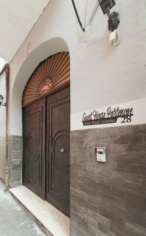 Exterior - Guest house Partenope  (Naples)