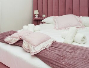Desk, blackout drapes, free WiFi - Guest house Partenope  (Naples)