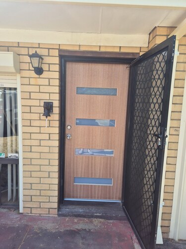 The little house that could
Lots of space for activities
Furnished in boatwood