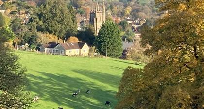 Beautiful one bedroom barn in the rural hamlet of North Wraxall