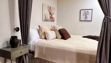 3 Schlafzimmer, Schreibtisch, Bügeleisen/Bügelbrett, kostenloses WLAN