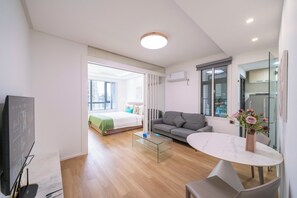 城景一臥室家庭套房 | 客廳