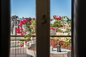 Dobbeltrom, byutsikt | Spiseområde