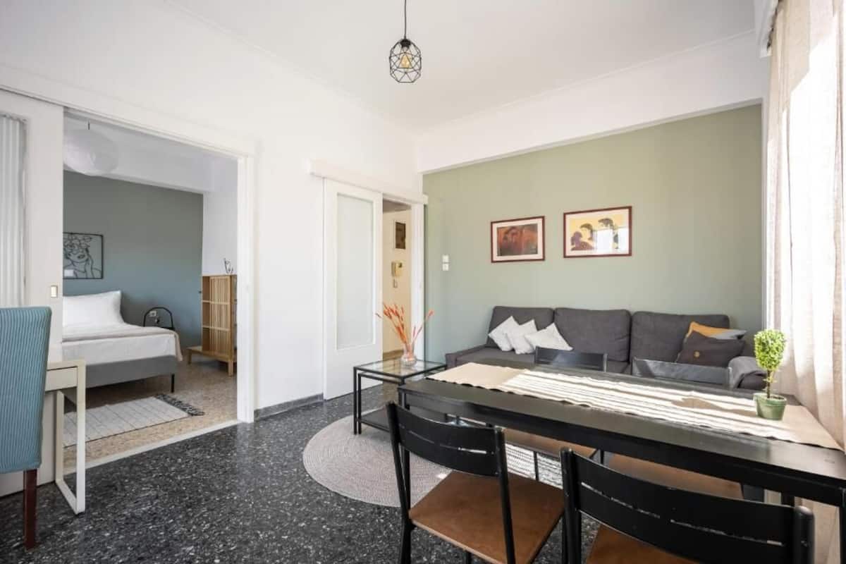 Apartment, Stadtblick | Wohnbereich