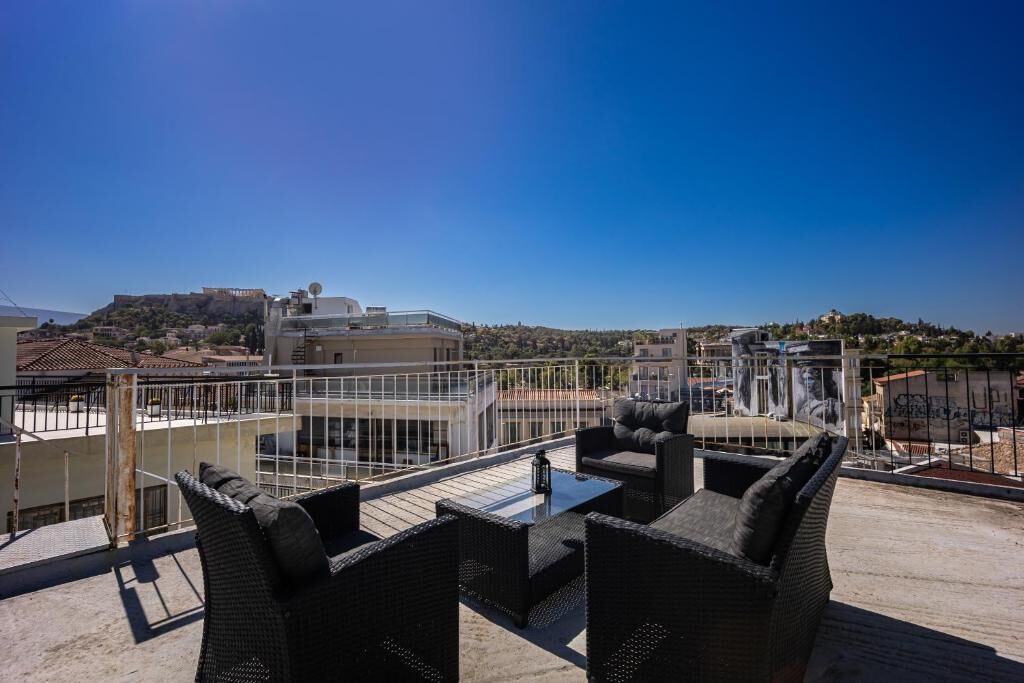 Double Room, City View | Terrace/patio