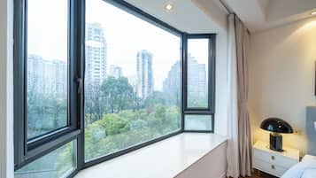 Family Suite, Multiple Beds, Non Smoking, Kitchen | View from room