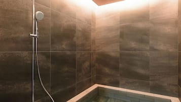 Design Villa, 3 Bedrooms | Bathroom