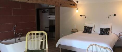 デラックス ダブルルーム ガーデンビュー