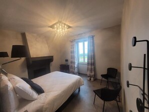 Comfort Double Room, Garden View - La Maison de Bruno (Juliénas)