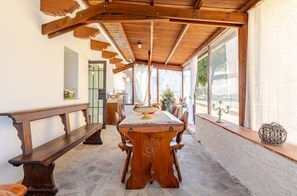 Dining - Matriolo apartment for families in the countryside between Florence and Siena (Toscana)