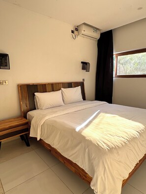 5 dormitorios, tabla de planchar con plancha, wifi y ropa de cama