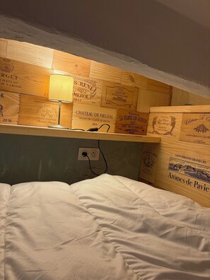 1 chambre, accĂšs Internet, draps fournis