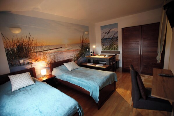 Room - Vrbo Property (Frauenkirchen)