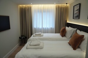 2 bedrooms, iron/ironing board, free WiFi, bed sheets - 1st Floor Luxury 2-bed Apt, Sleeps 6 (St. Andrews)