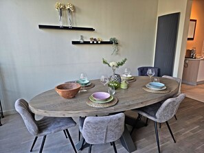 Dining - GuestHouse Groenplaats (Antwerpen)