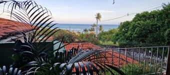 Vila Amélia Olinda - Suite, terrace with panoramic sea views in the Historic Site.