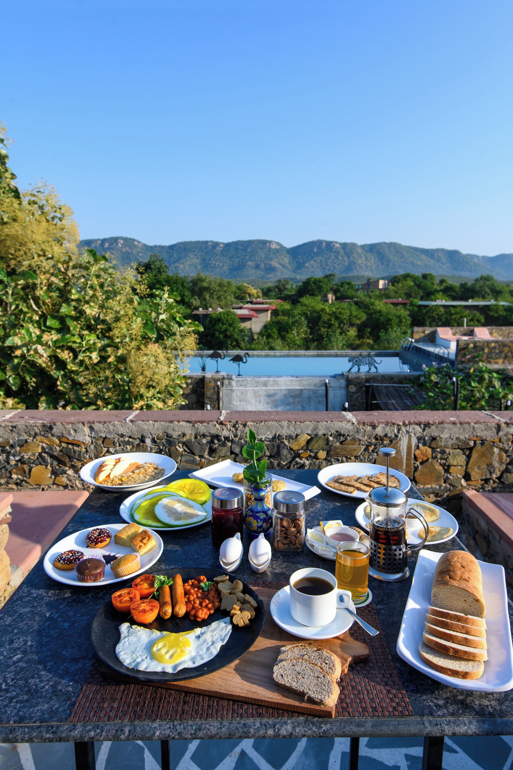 تناول الطعام بالخارج