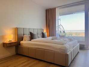 1 chambre, bureau, fer et planche à repasser, Wi-Fi