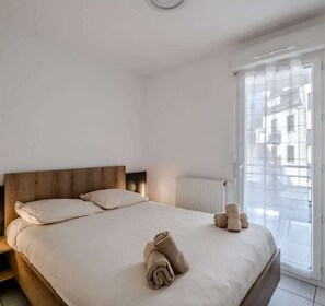 1 bedroom, iron/ironing board, WiFi, bed sheets - Le Manoir de Jérémy I T2 I Thonon (Thonon-les-Bains)