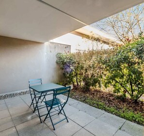 Outdoor dining - L'Ermitage I T2 I Thonon (Thonon-les-Bains)