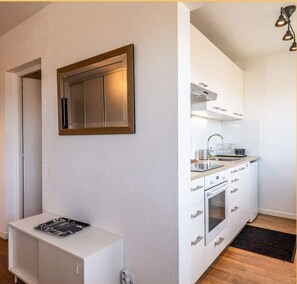 Private kitchen - Chez Berangere - T1 - St Julien (Saint-Julien-en-Genevois)