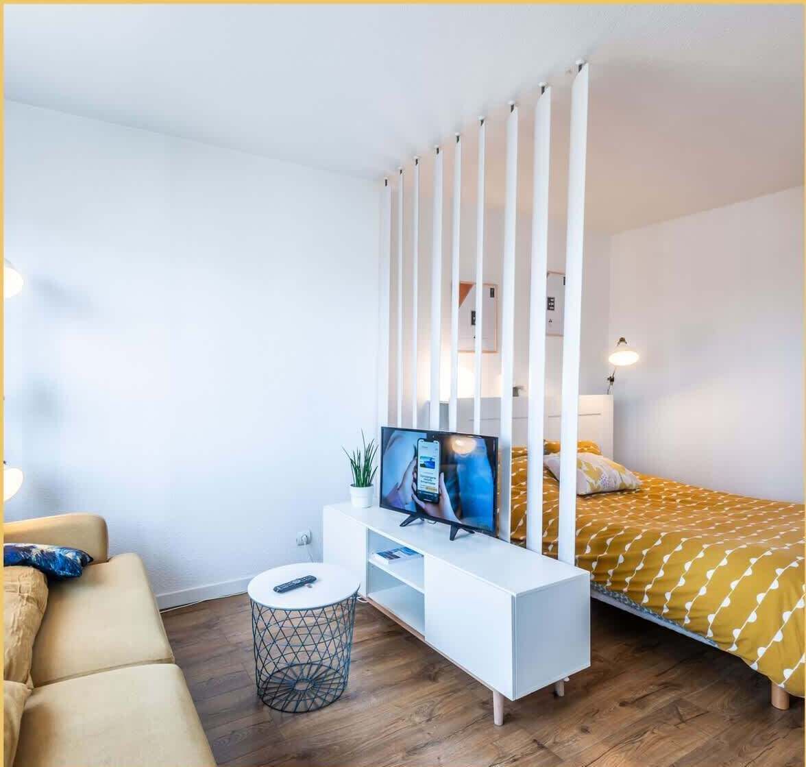 1 chambre, fer et planche à repasser, Wi-Fi, draps fournis