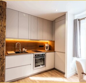 Fridge, microwave, oven, coffee/tea maker - Appartement | Montagne | Cluses (Châtillon-sur-Cluses)