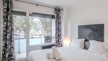 1 chambre, fer et planche à repasser, Wi-Fi, draps fournis