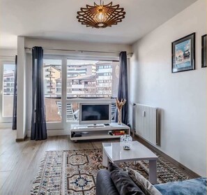 TV - Chez Pierre I Studio I Thonon (Thonon-les-Bains)