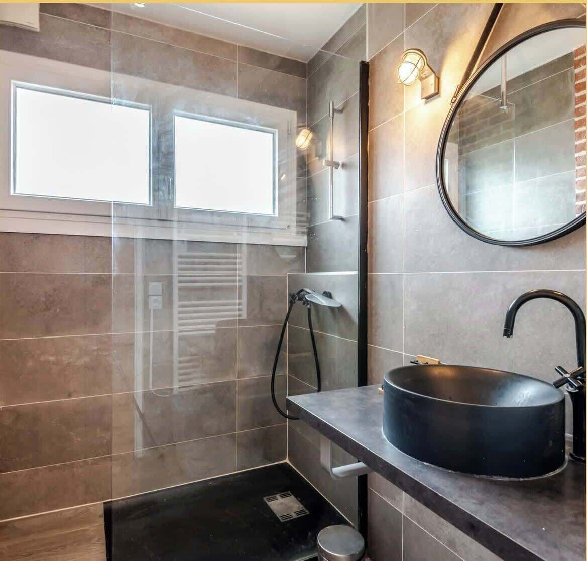 Shower, hair dryer
