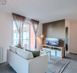 TV - Chez Matias I T3 I Ville-la-Grand (Ville-la-Grand)