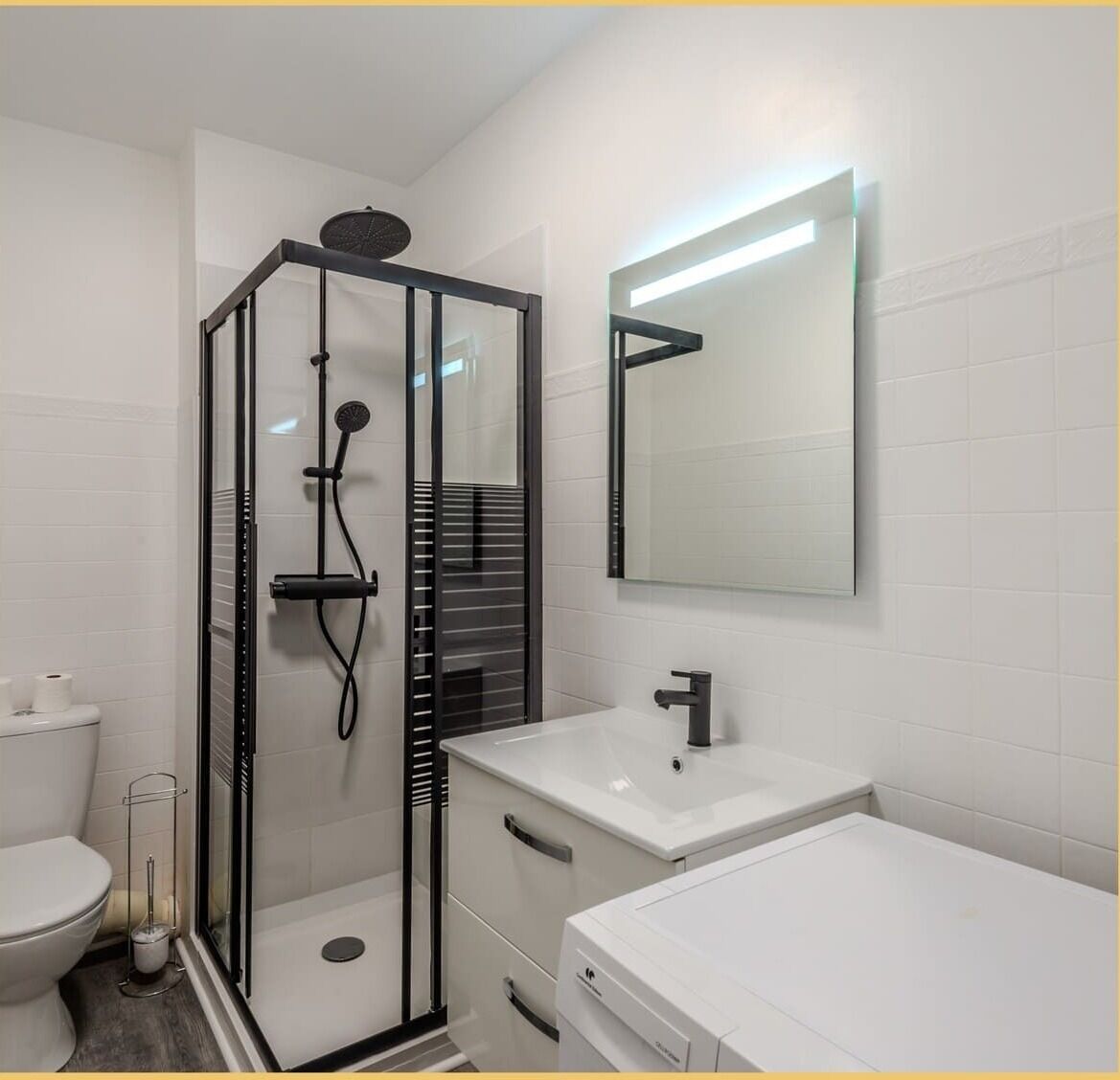 Een douche, een haardroger
