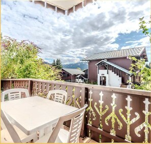 Outdoor dining - La ferme I T2 I Les Gets (Les Gets)